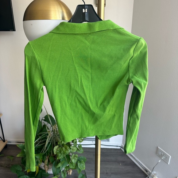 Zara green ruched crop top - Picture 2 of 3